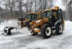 Незамедлительная, срочная уборка снега в СПб